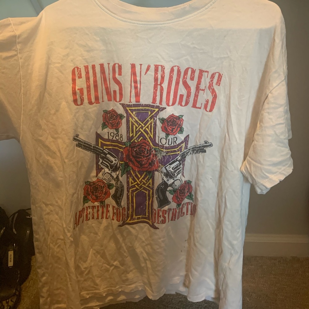 guns n’ roses shirt